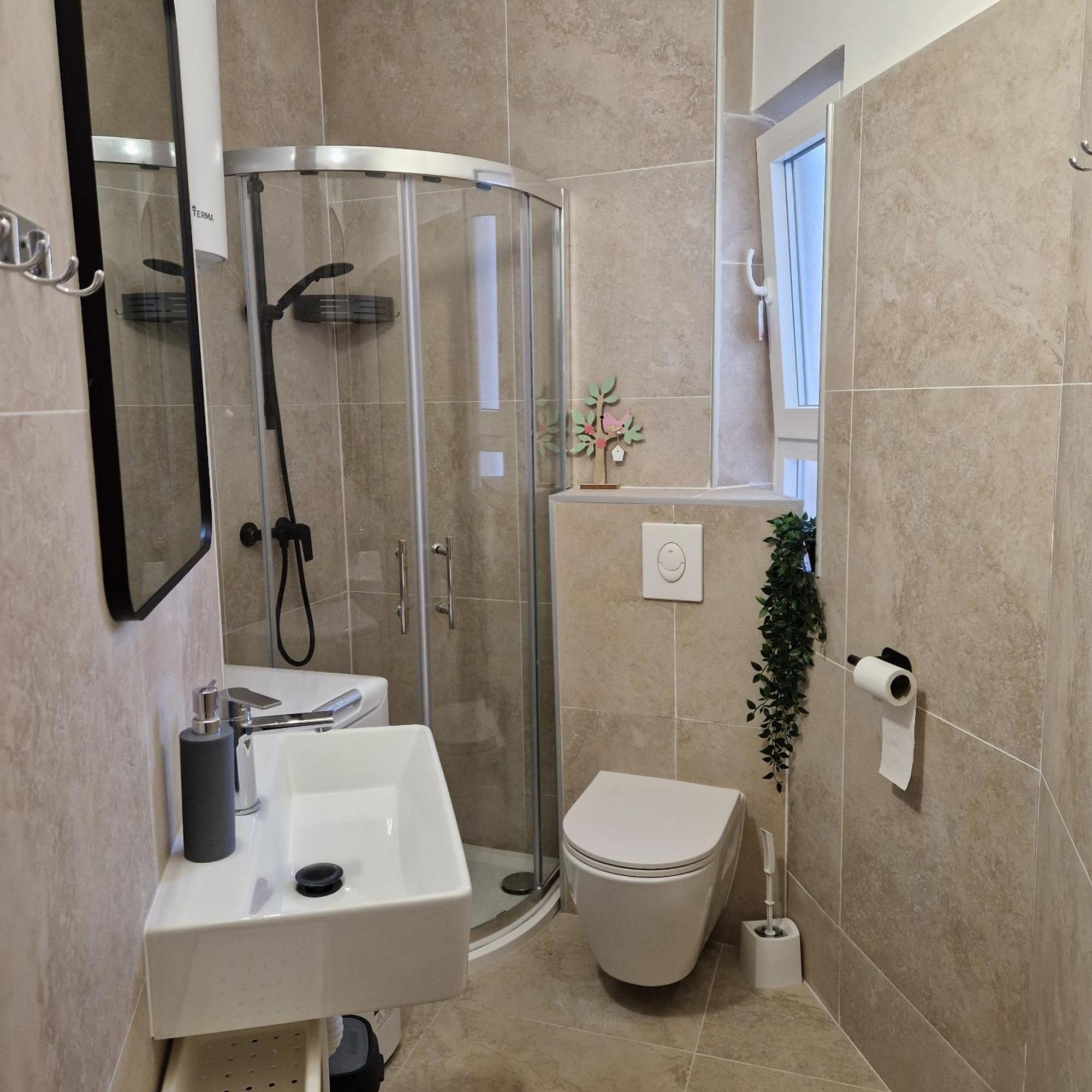 Apartman Iva ノヴァリャ エクステリア 写真