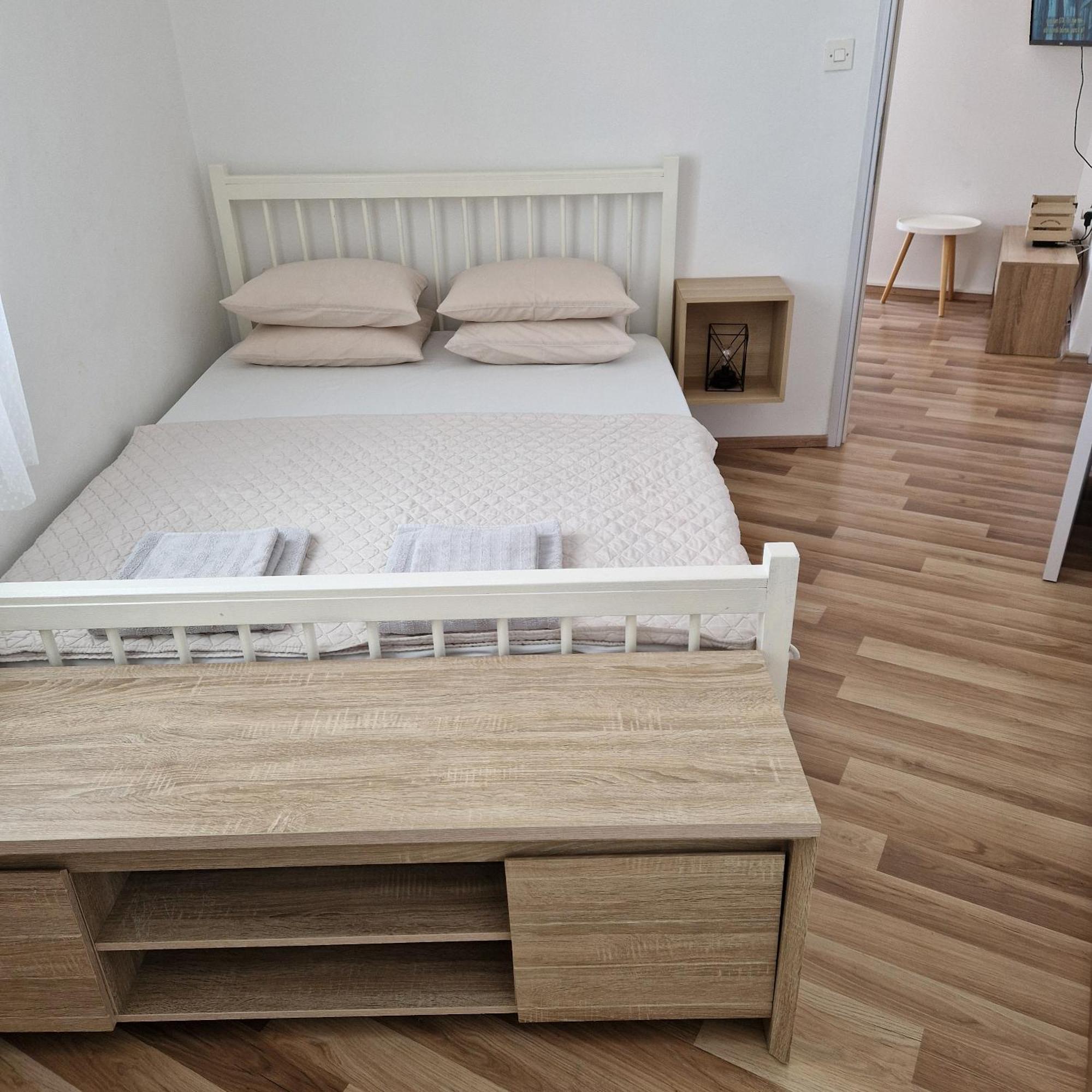 Apartman Iva ノヴァリャ エクステリア 写真